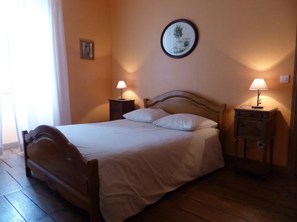 Bed and Breakfast Le Domaine De Panissac Berneuil  Номер фото