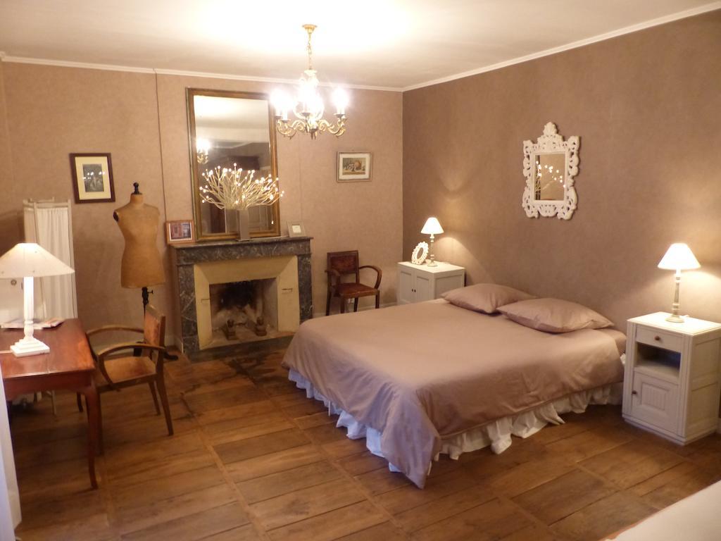 Bed and Breakfast Le Domaine De Panissac Berneuil  Номер фото